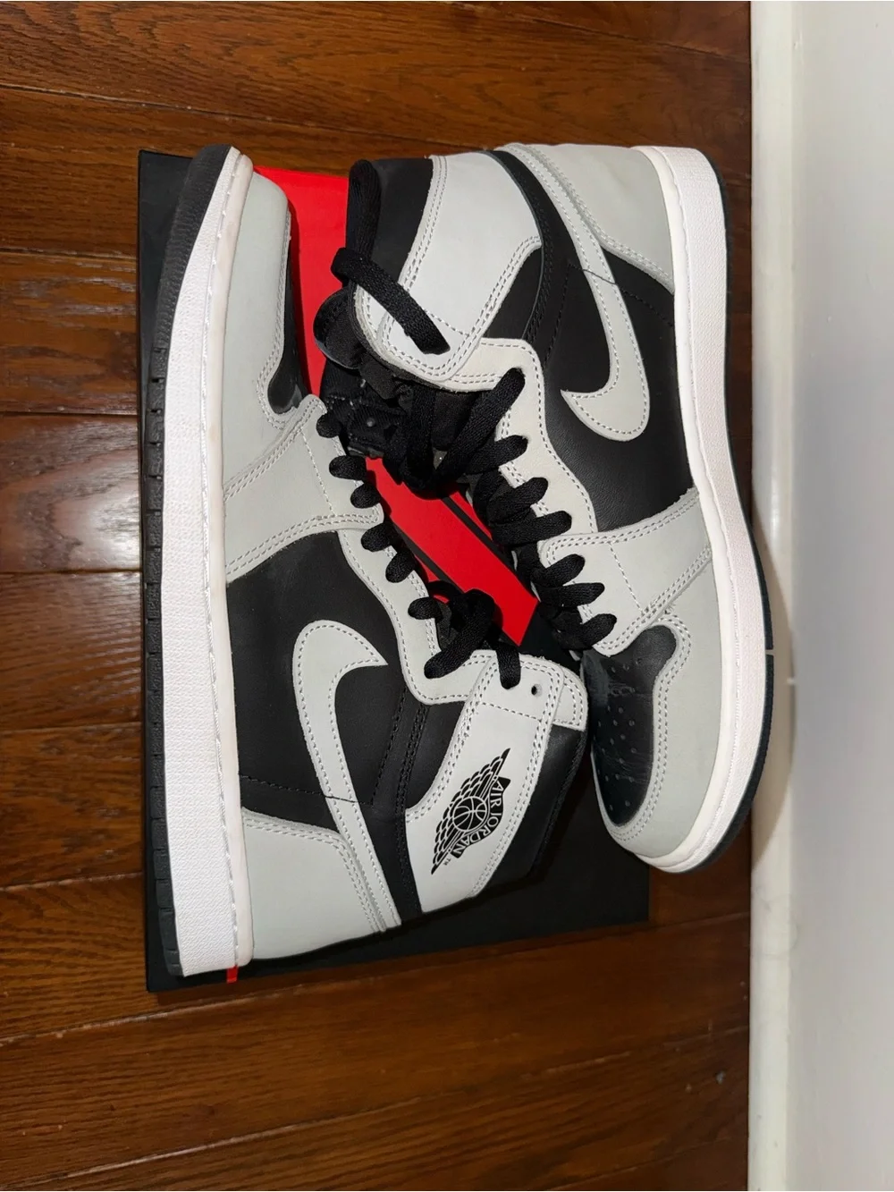 Nike Air Jordan 1 High “Shadow 2.0” Size 10.5M - Fast Shipping!!